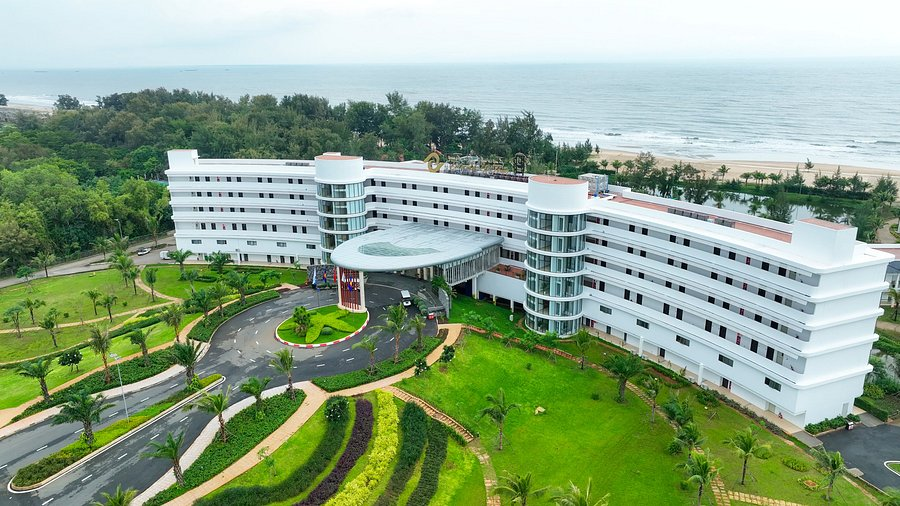 Emerald Hồ Tràm Resort